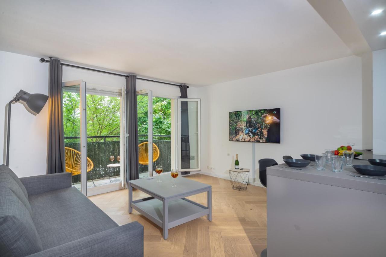 Apartment And Paris * Netflix * Parking * 6 Pers