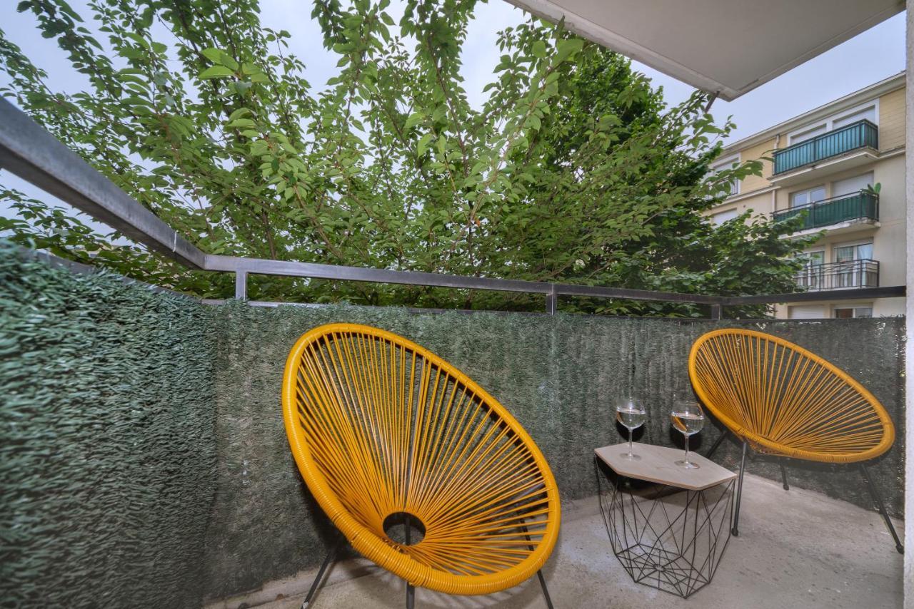 Apartment And Paris * Netflix * Parking * 6 Pers